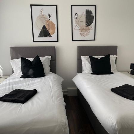 Lovely 2Bedroom 4Mins From Wimbledon Station London Luaran gambar
