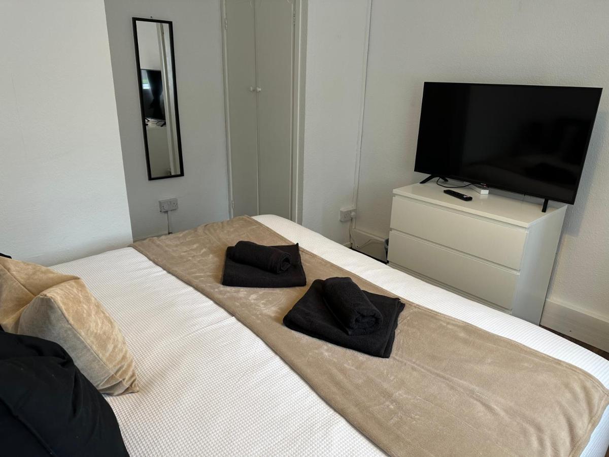 Lovely 2Bedroom 4Mins From Wimbledon Station London Luaran gambar
