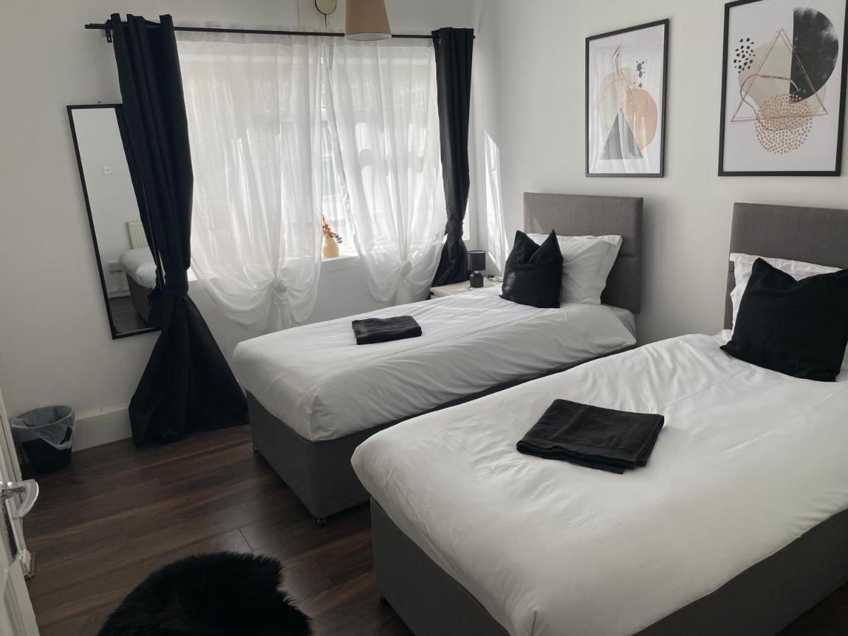Lovely 2Bedroom 4Mins From Wimbledon Station London Luaran gambar