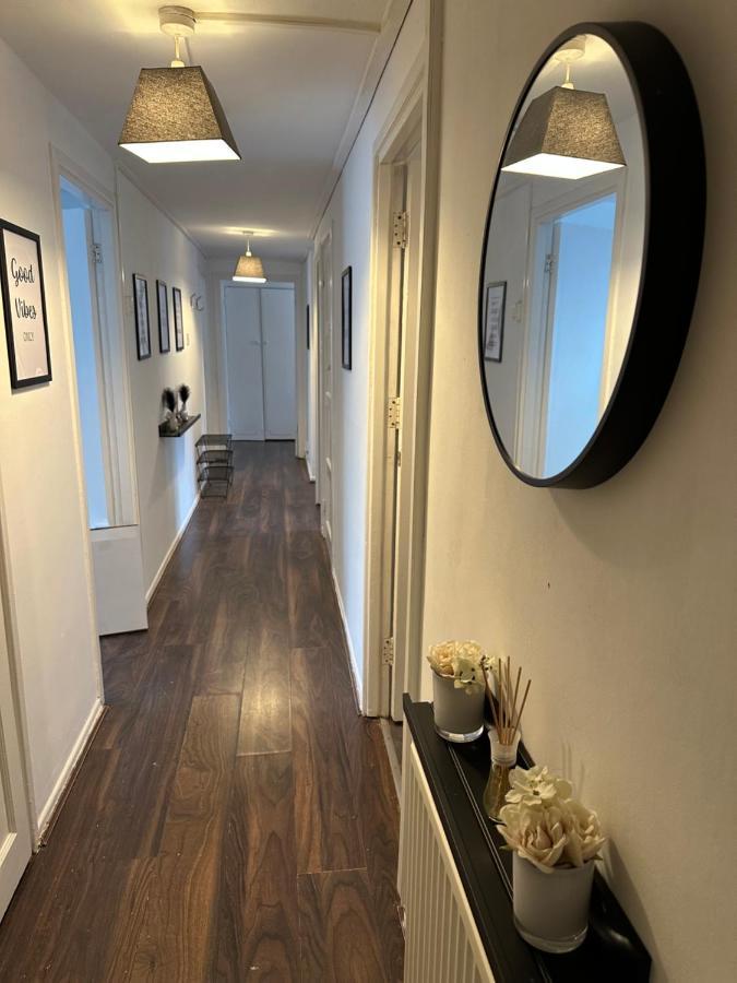 Lovely 2Bedroom 4Mins From Wimbledon Station London Luaran gambar