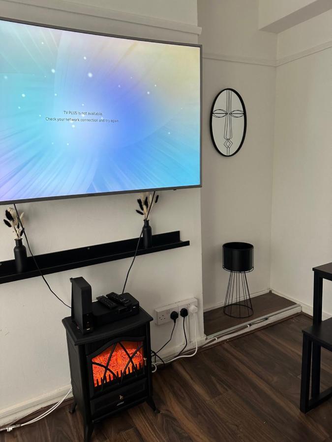 Lovely 2Bedroom 4Mins From Wimbledon Station London Luaran gambar